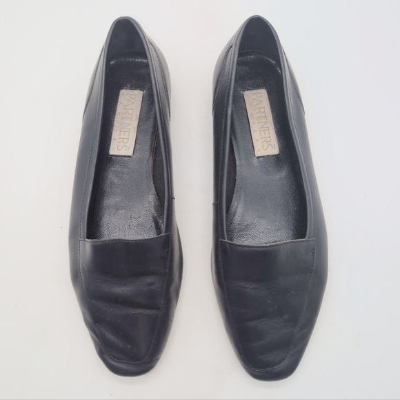 Vintage Partners Sz 5.5 Black Loafers for Women 1980s - Picture 3 of 8